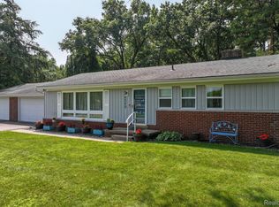 4540 Strathcona, Highland, MI 48357