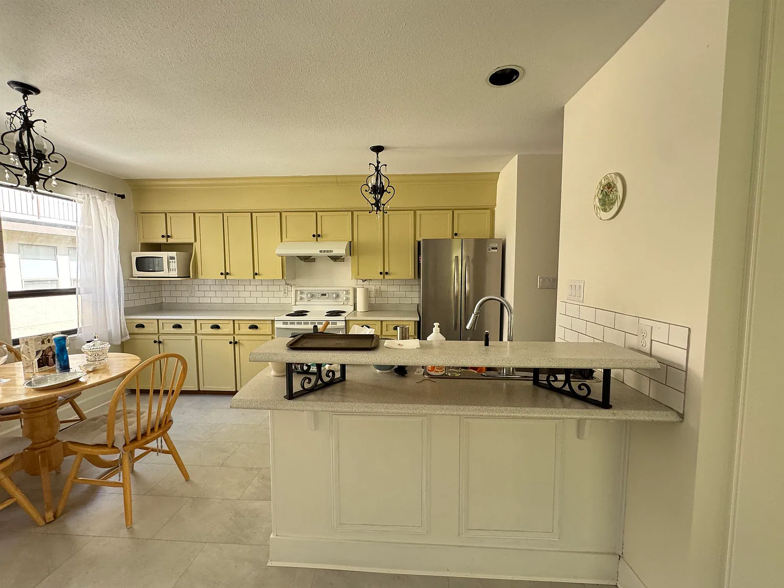 4 bed, 1470 sqft, $3,500 — Photo 3