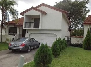 10734 SW 117th Pl, Miami, FL 33186