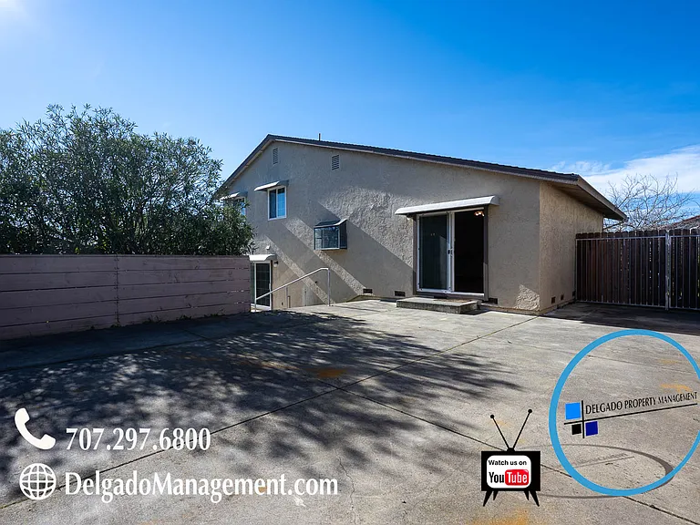 404 Phoenix Cir — Photo 24