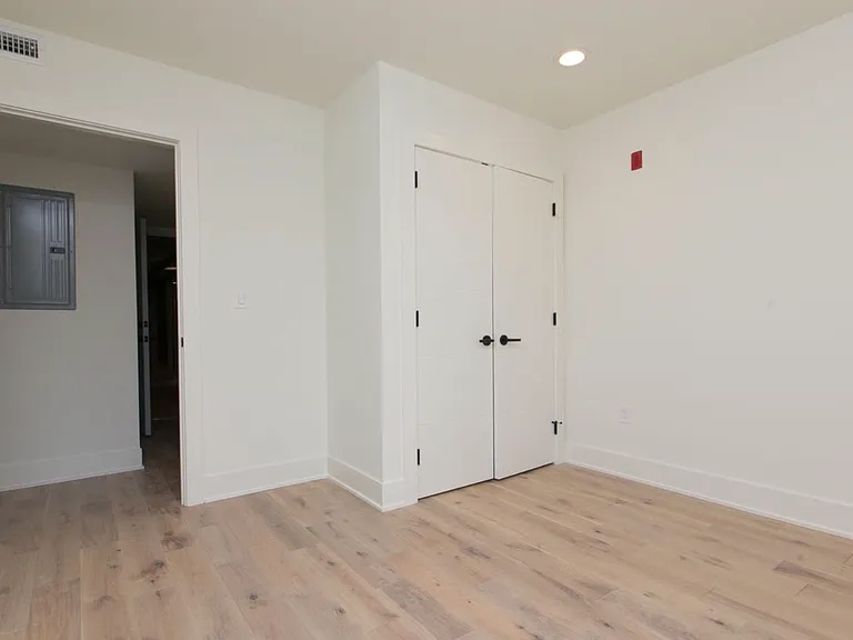 Newly Constructed Apartments in Fishtown — Photo 11