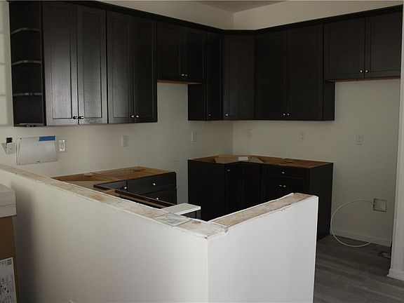 3rd image of 9650 Shore Dr #201