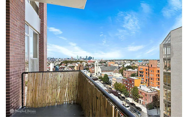 Rented by Douglas Elliman | media 22