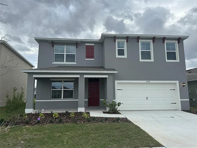 2572 Tulip Dr — Photo 1