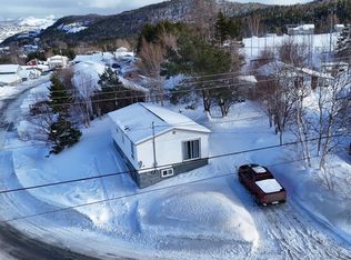 21 Woodcrest Ave, Corner Brook, NL A2H3P6