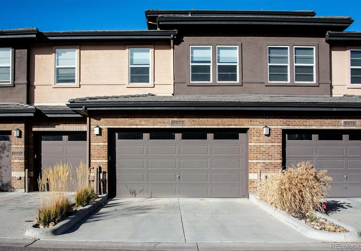 3 bed, 3.5 bath, 1892 sqft, $3,200 — Photo 3