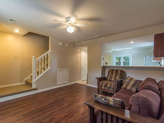3rd image of 793 E Sherwood Hills Dr #793