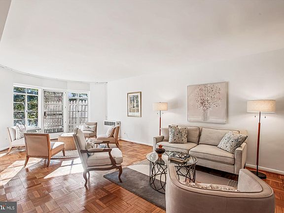 2nd image of 2500 Q St NW APT 112