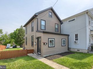 712 State St, Lemoyne, PA 17043
