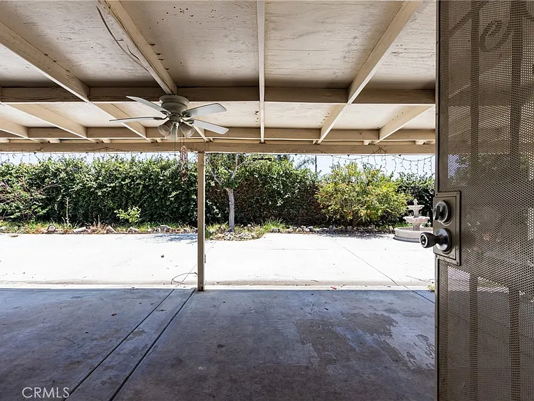 14845 Hibiscus Ave — Photo 38