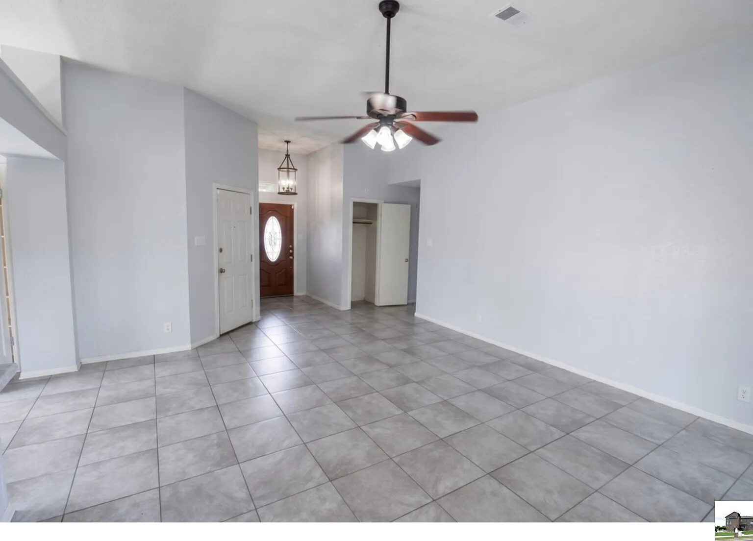 3 bed, 2.0 bath, 1326 sqft, $1,500 — Photo 2