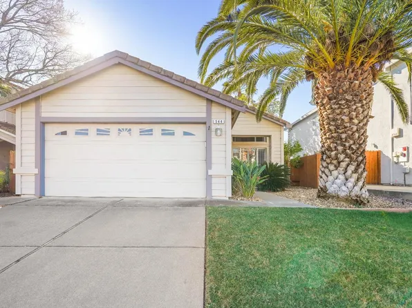 544 Edenderry Drive, Vacaville, CA 95688