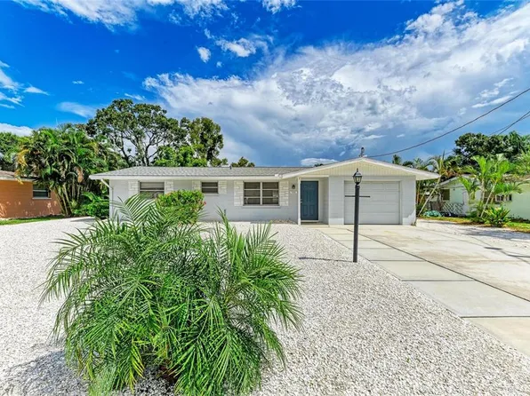 7331 Cass Cir, Sarasota, FL 34231