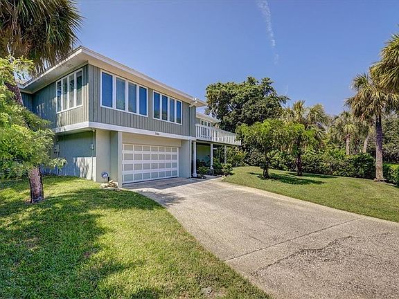 4th image of 946 Bay Esplanade