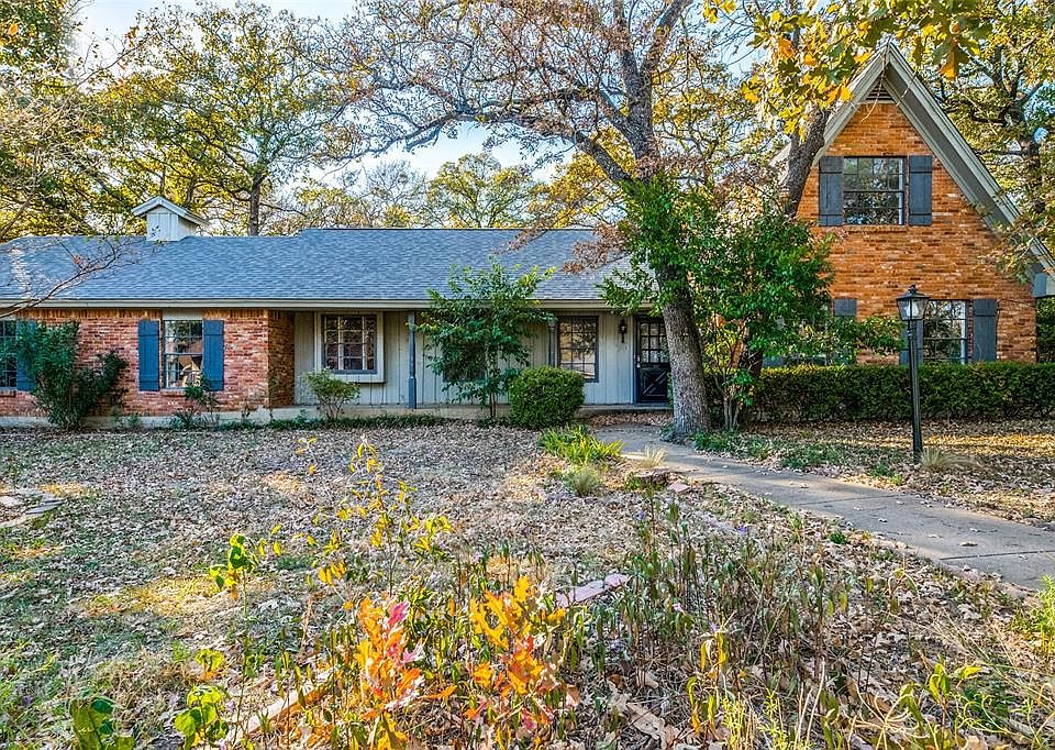 1st image of 1013 Circle Ln