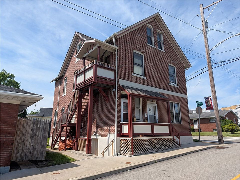 1st image of 105 Depot St