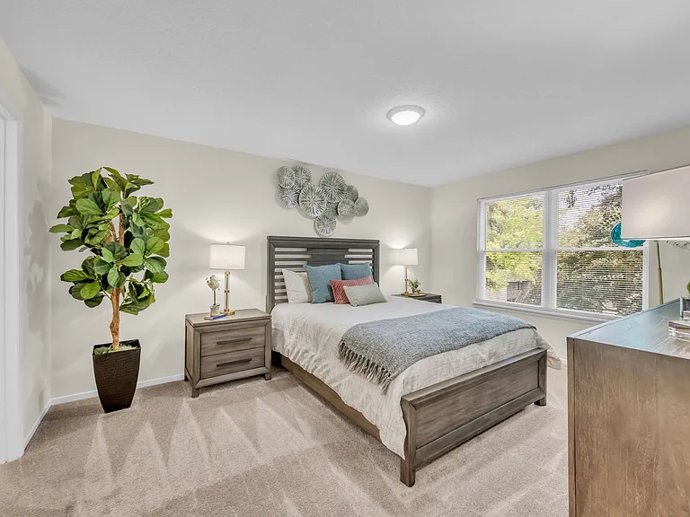 The Overlook Apartment Homes — Photo 16