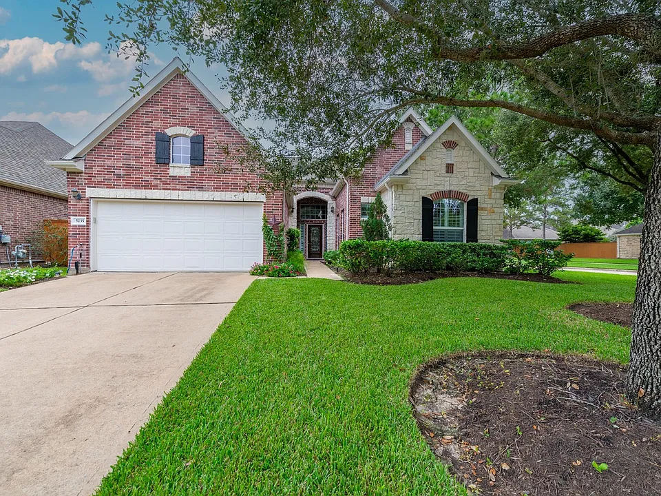 5235 Addison Hills Ln
