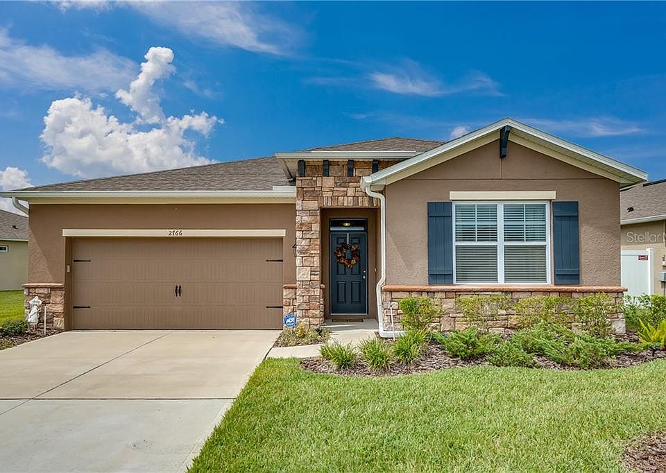 1st image of 2766 Canyon Crest Dr