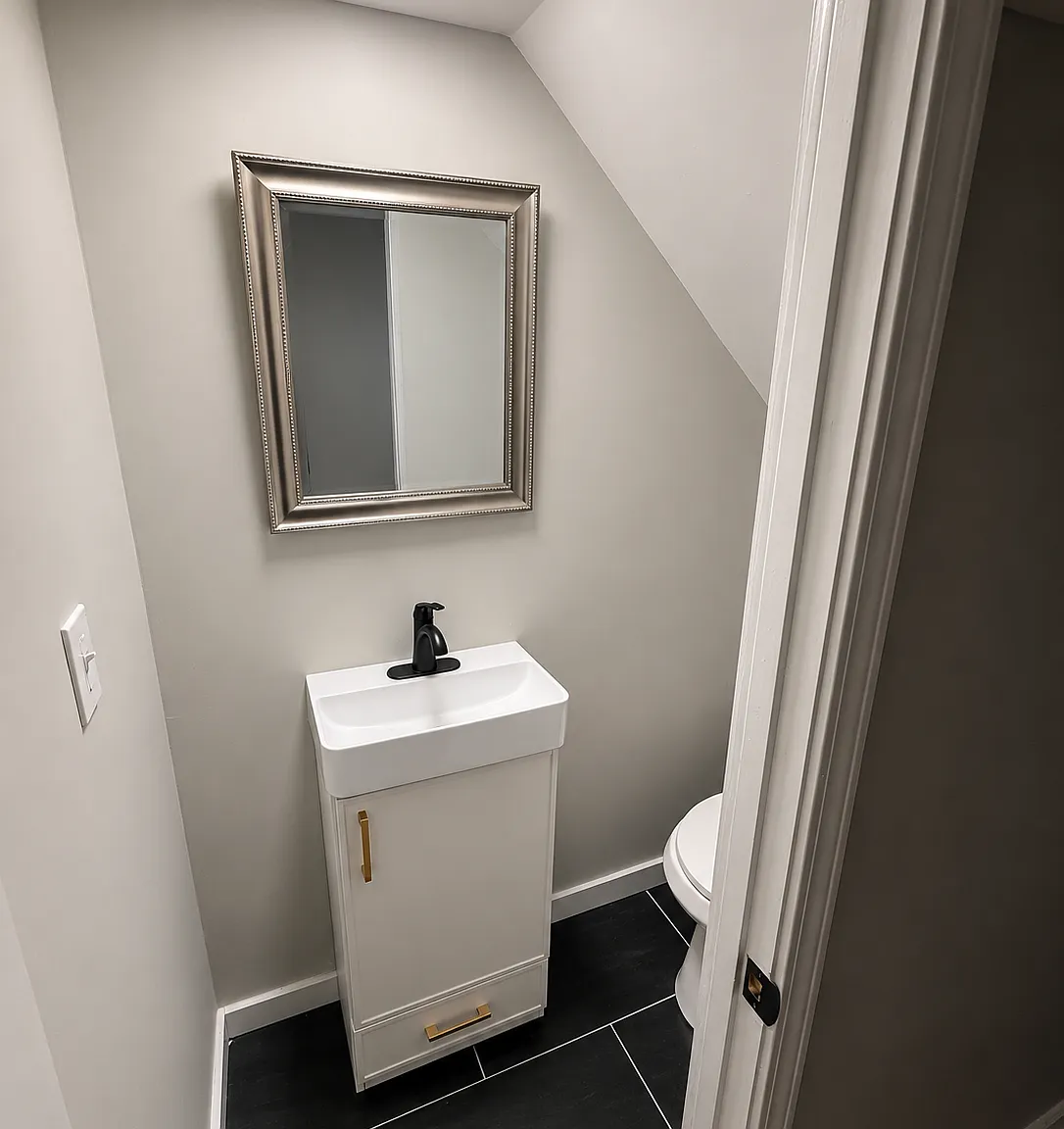 4 bed, 2.5 bath, 2100 sqft, $2,800 — Photo 4