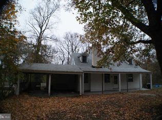 3736 Lumar Dr, Fort Washington, MD 20744