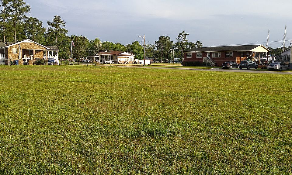 2nd image of Pantego St