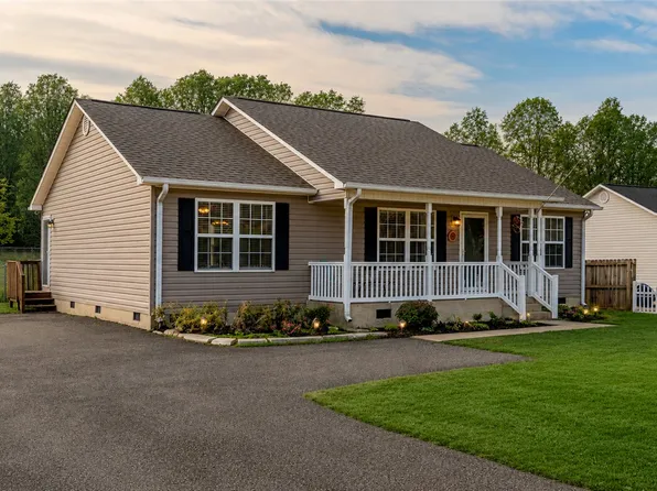 804 Clark Rd, Inman, SC 29349
