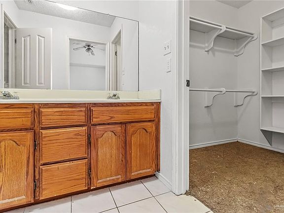 5th image of 600 E Magnolia Ave
