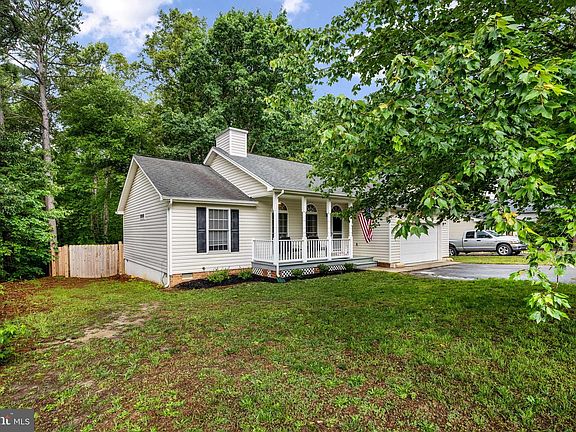 2nd image of 18120 Bridlewood Ln