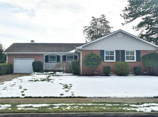 2249 Trant Lake Dr, Virginia Beach, VA 23454