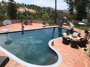 22740 Macfarlane Dr, Woodland Hills, CA 91364