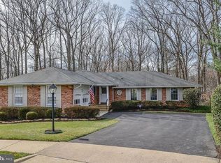 6008 Mineola Ct, Springfield, VA 22152