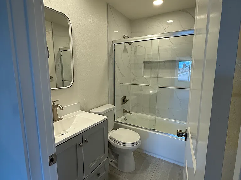 Upstairs Bathroom