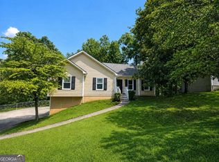 182 Shallow Ridge Ln NE, Kennesaw, GA 30144