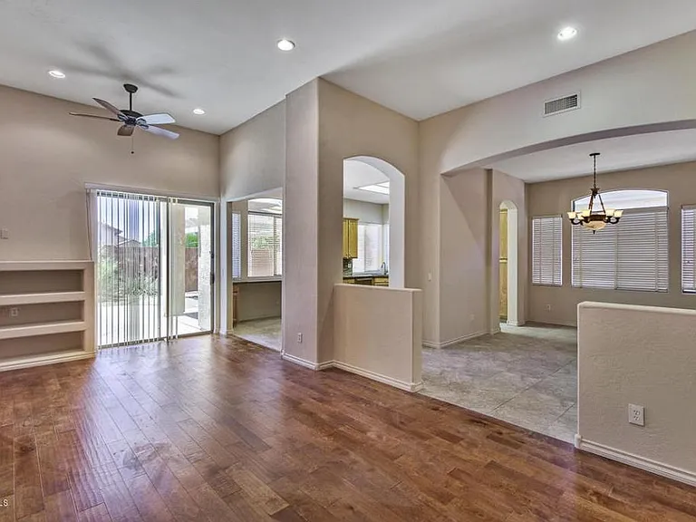 4823 E Williams Dr — Photo 11