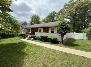 9 Charity Ln, Dedham, MA 02026