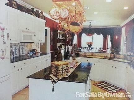 4th image of 2708 Cypress Village Dr