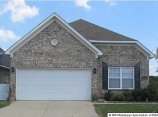 9870 White Poplar Dr, Olive Branch, MS 38654
