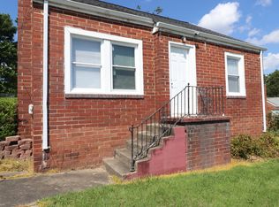 222 E Ravine Rd, Kingsport, TN 37660