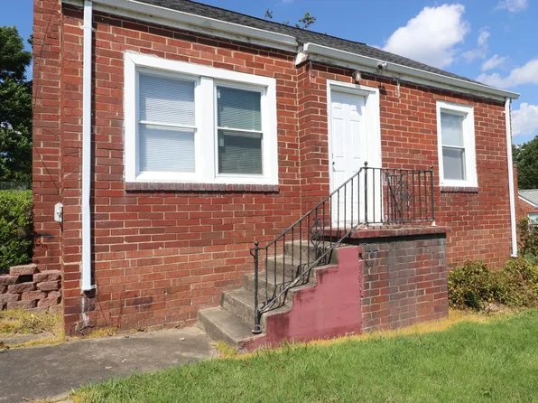 222 E Ravine Rd, Kingsport, TN 37660