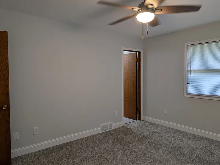 1311 Whittier Dr — Photo 33