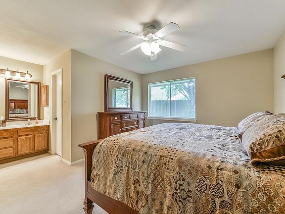 5th image of 22019 Knoll Lake Ln