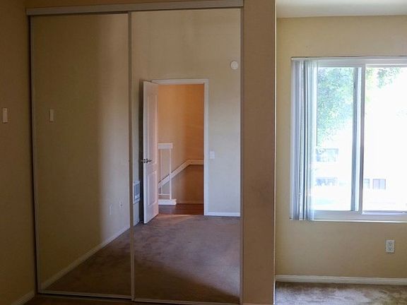 5th image of 3454 Castle Glen Dr Unit 101