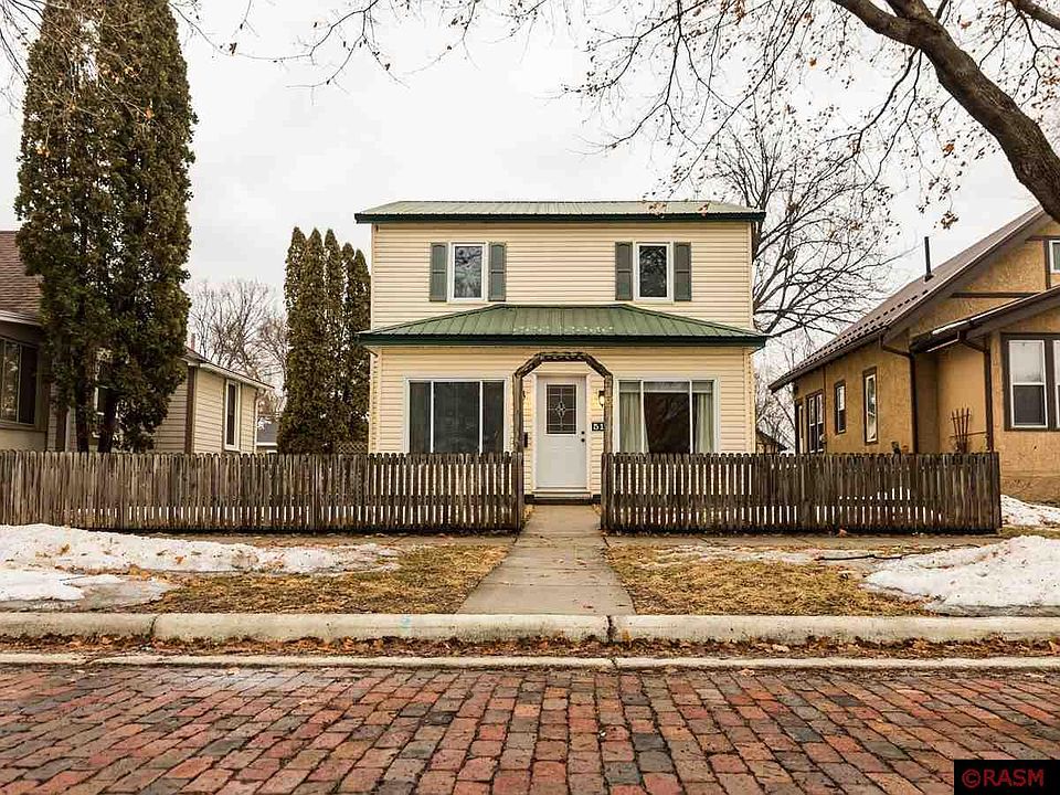 1st image of 518 Park Ln