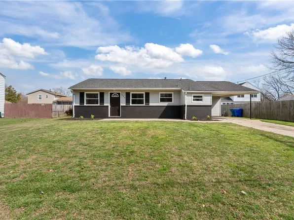 404 Pelican Ln, Virginia Beach, VA 23452