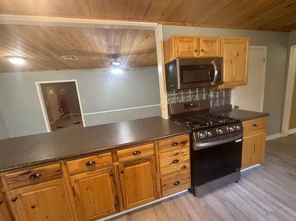 273 Bass St, Doyline, LA 71023