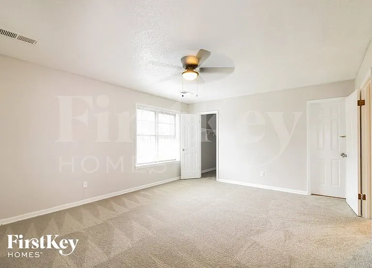 1459 Haverwood Ave — Photo 8