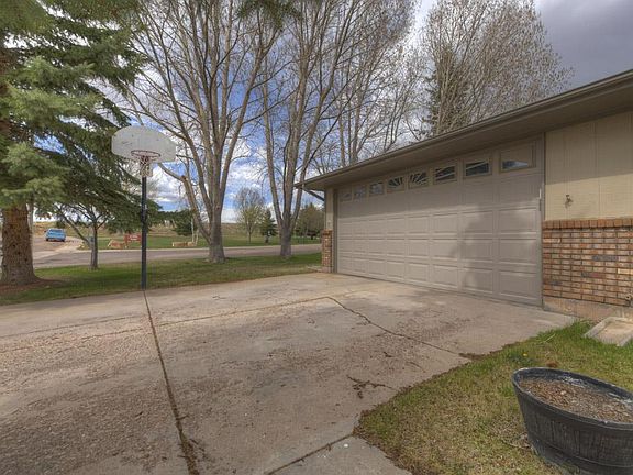 4th image of 1151 Banock Dr