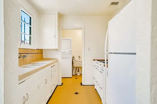 1293 S Cloverdale Ave #1293 — Photo 11