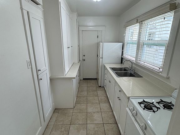 4th image of 68 Bennett Ave APT 4